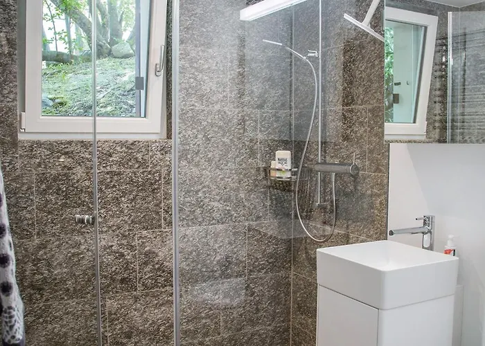 Familienwohnung Epomeo Apartamento Surlej